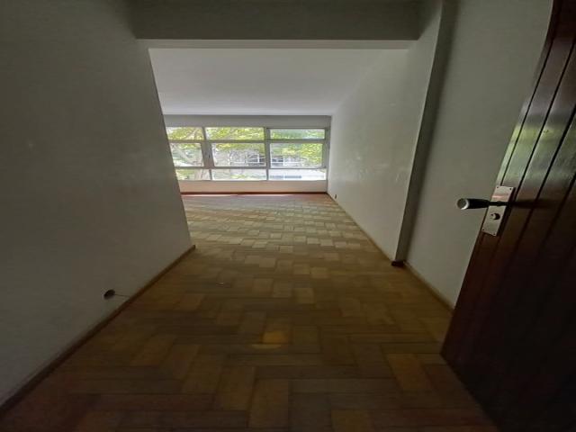 #8 - Apartamento para Venda em Nova Friburgo - RJ