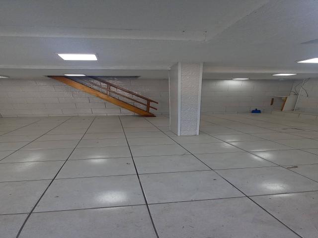 #13 - Sala para Venda em Nova Friburgo - RJ